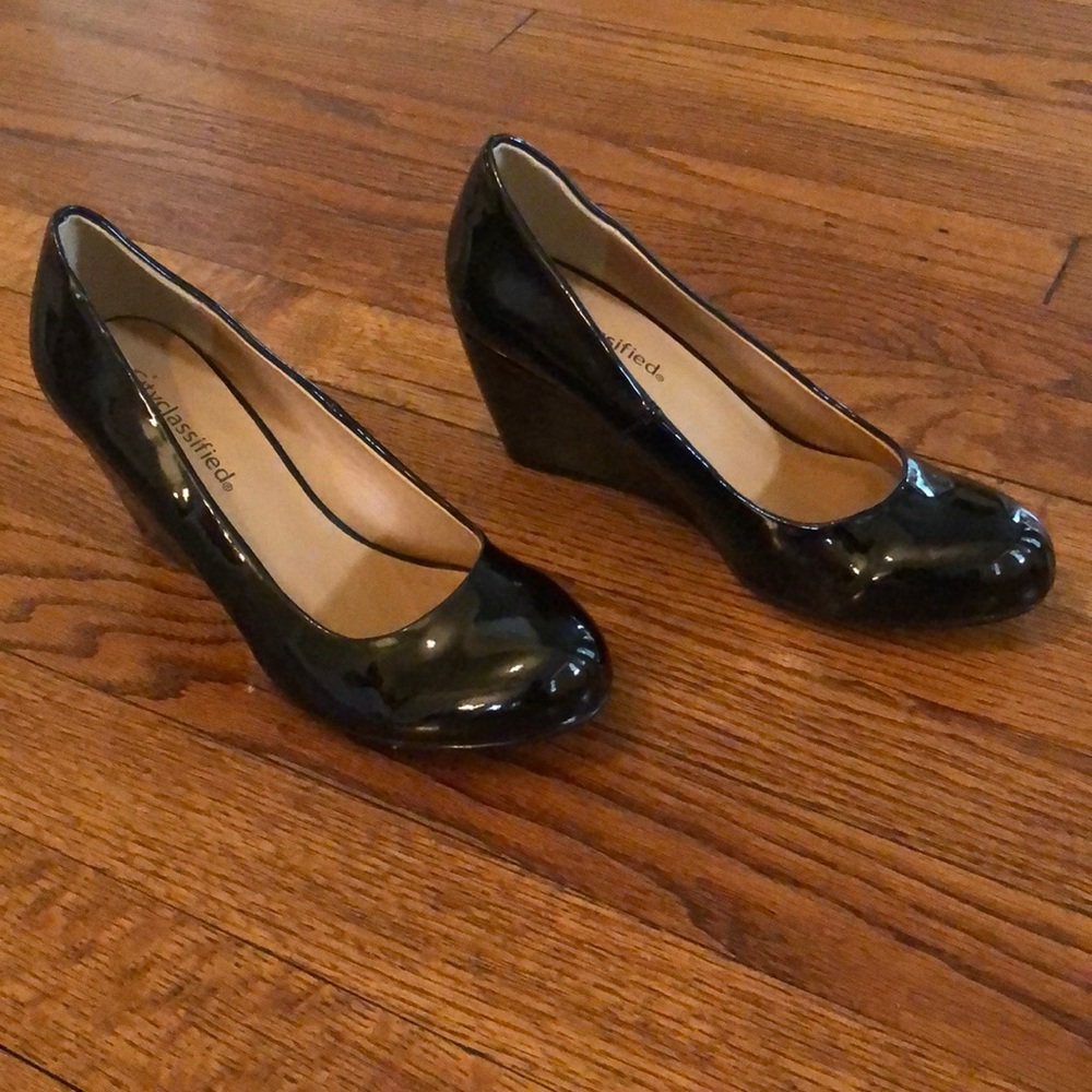 Women’s shoes